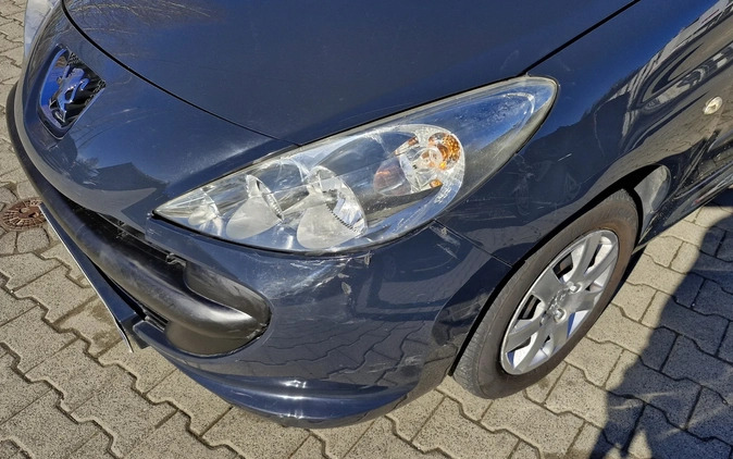 Peugeot 206 plus cena 7200 przebieg: 199000, rok produkcji 2010 z Wodzisław Śląski małe 106